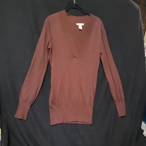 Vintage Forever- Deep V-Neck Sweater-Large- gently pre-luved